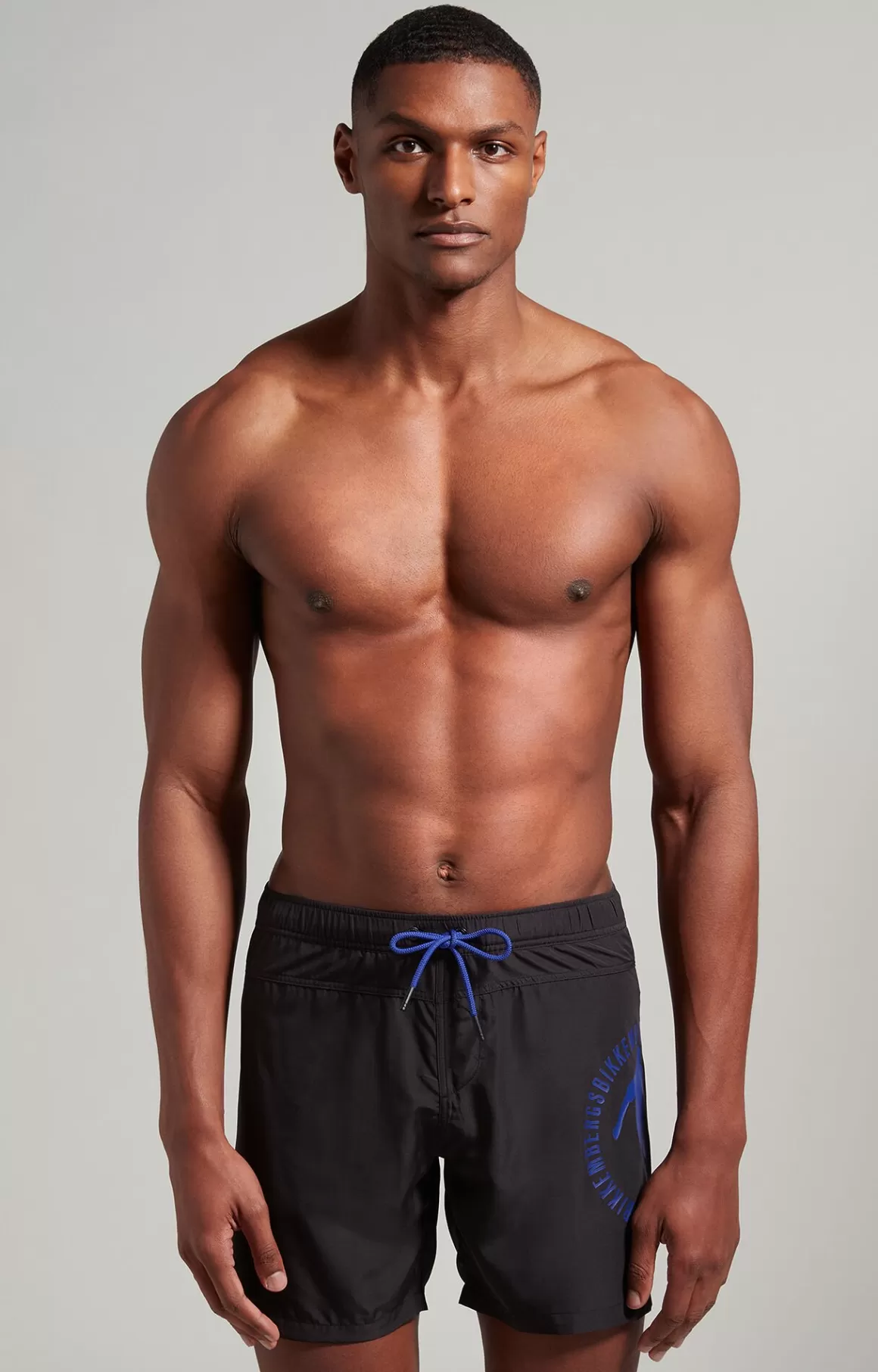 Shorts^Bikkembergs Men's Colour Block Boardshorts black/clematis blue