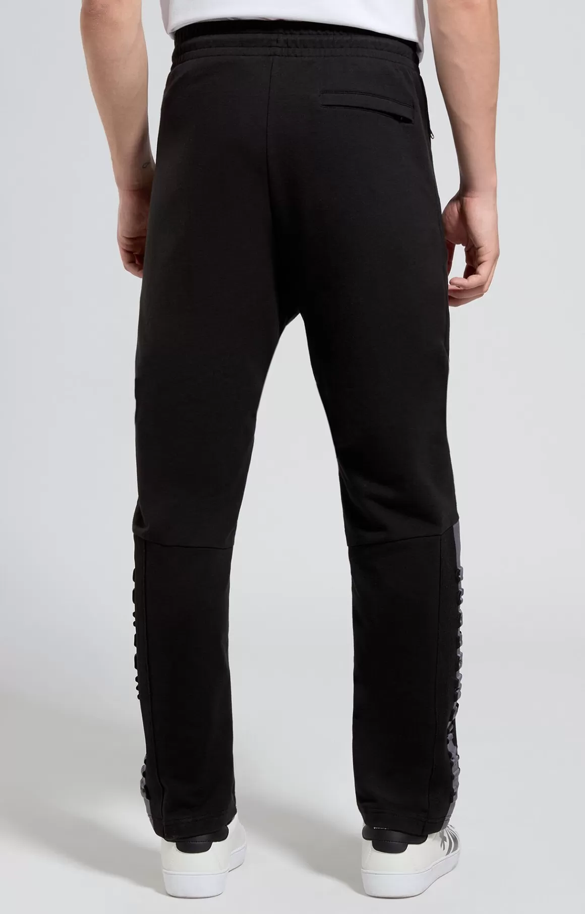 Pants^Bikkembergs Men's Joggers With Raised Logo meteorite black